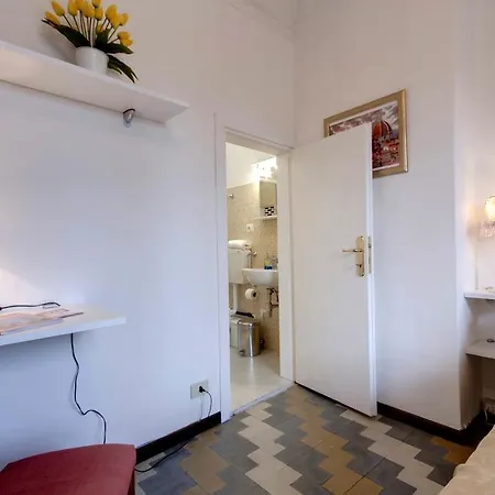 Residenza Castillo Florence